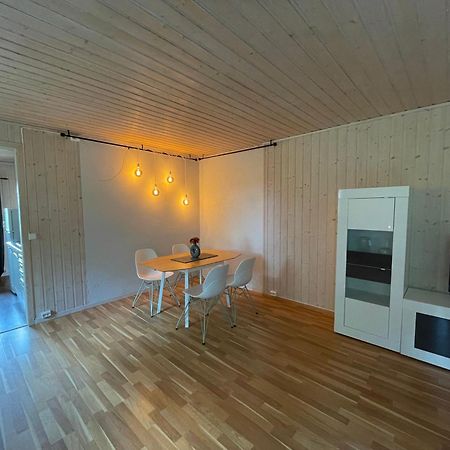 Sentral Og Romslig Leilighet Naert Senja Finnsnes Exteriör bild