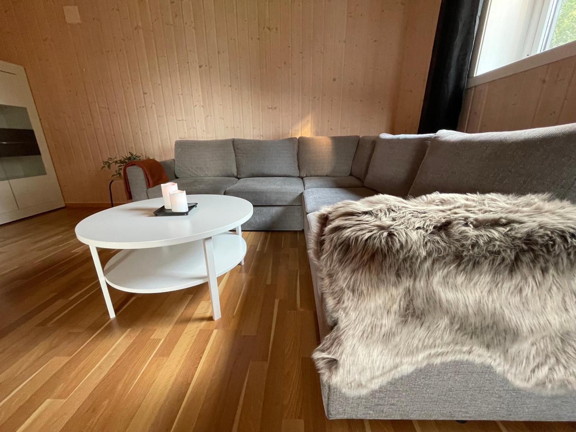 Sentral Og Romslig Leilighet Naert Senja Finnsnes Exteriör bild